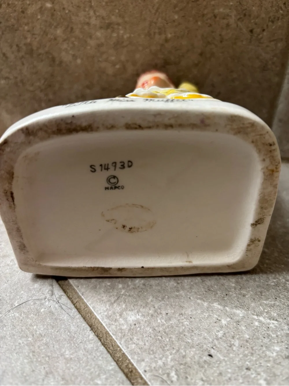 Napco Little Miss Muffet Ceramic Holder
